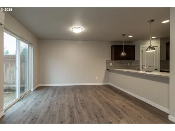 2917 FRUIT VALLEY RD, Vancouver, WA 98660