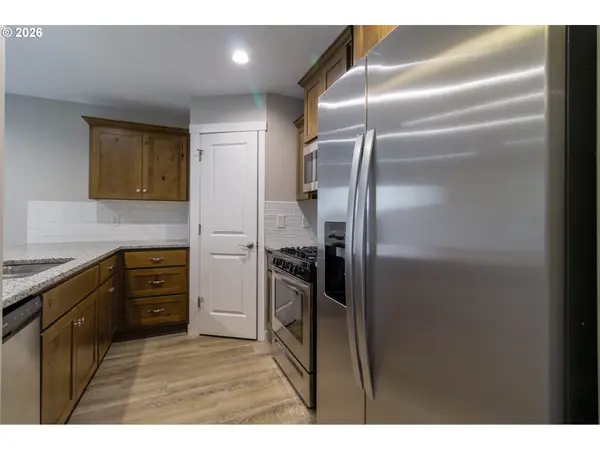 6011 NE 105TH AVE, Vancouver, WA 98662