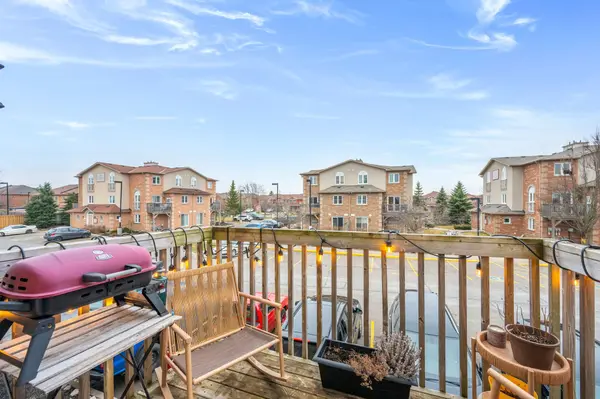 13 Cheltenham RD #2, Barrie, ON L4M 0E7