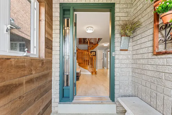 89 Harvest Moon DR, Caledon, ON L7E 2K8