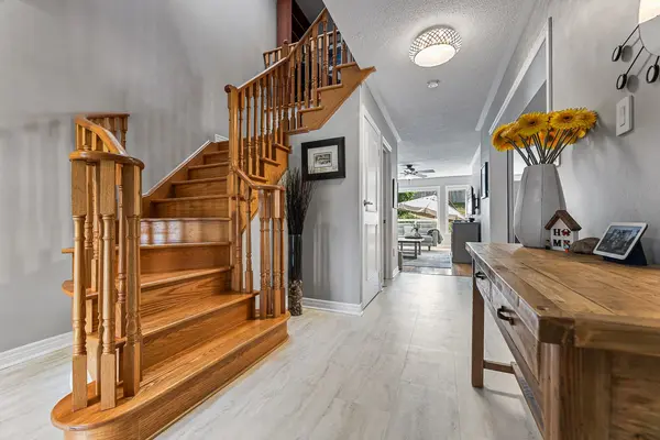 89 Harvest Moon DR, Caledon, ON L7E 2K8