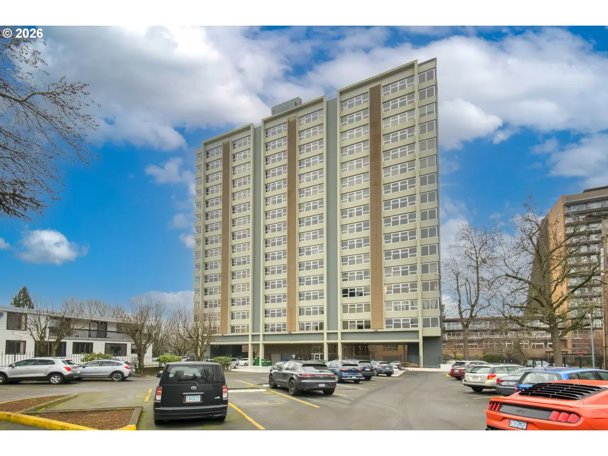 1220 NE 17TH AVE #2D, Portland, OR 97232