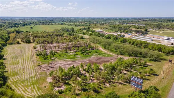 6407 S US HIGHWAY 377, Stephenville, TX 76401