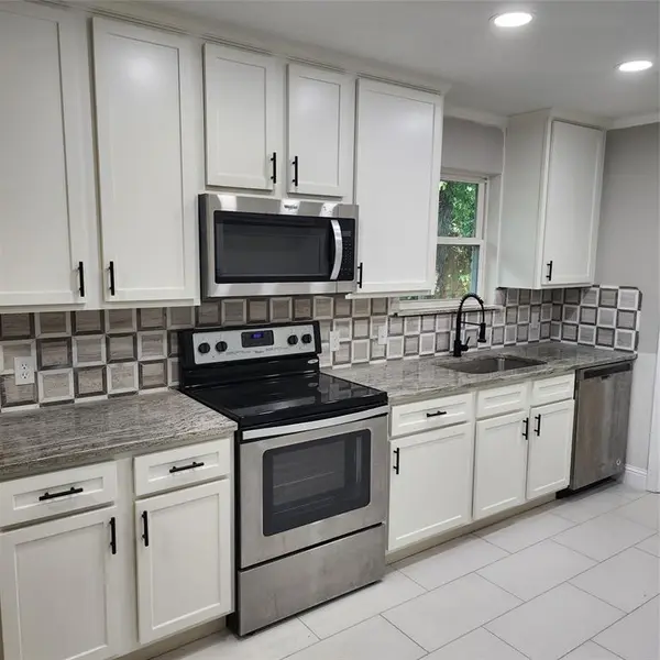 Fort Worth, TX 76112,6628 Yolanda Drive