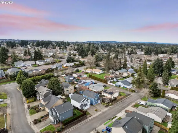 Salem, OR 97306,5265 SE 9TH CT