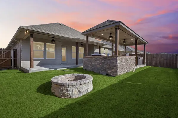 803 Tippit Lane, Greenville, TX 75402