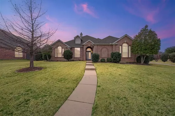 1801 Rim Rock Trail, Mansfield, TX 76063