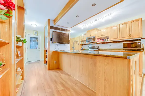 47 Jacob Fisher DR, Toronto E11, ON M1B 4K4