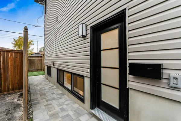 1348 Avenue Q AVE #B, Alta Vista And Area, ON K1G 0B6