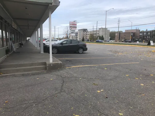 1752 MONTREAL RD, Beacon Hill North - South And Area, ON K1J 6N3