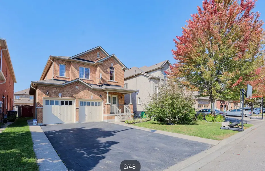 24 Mellowood AVE, Brampton, ON L6P 2P2