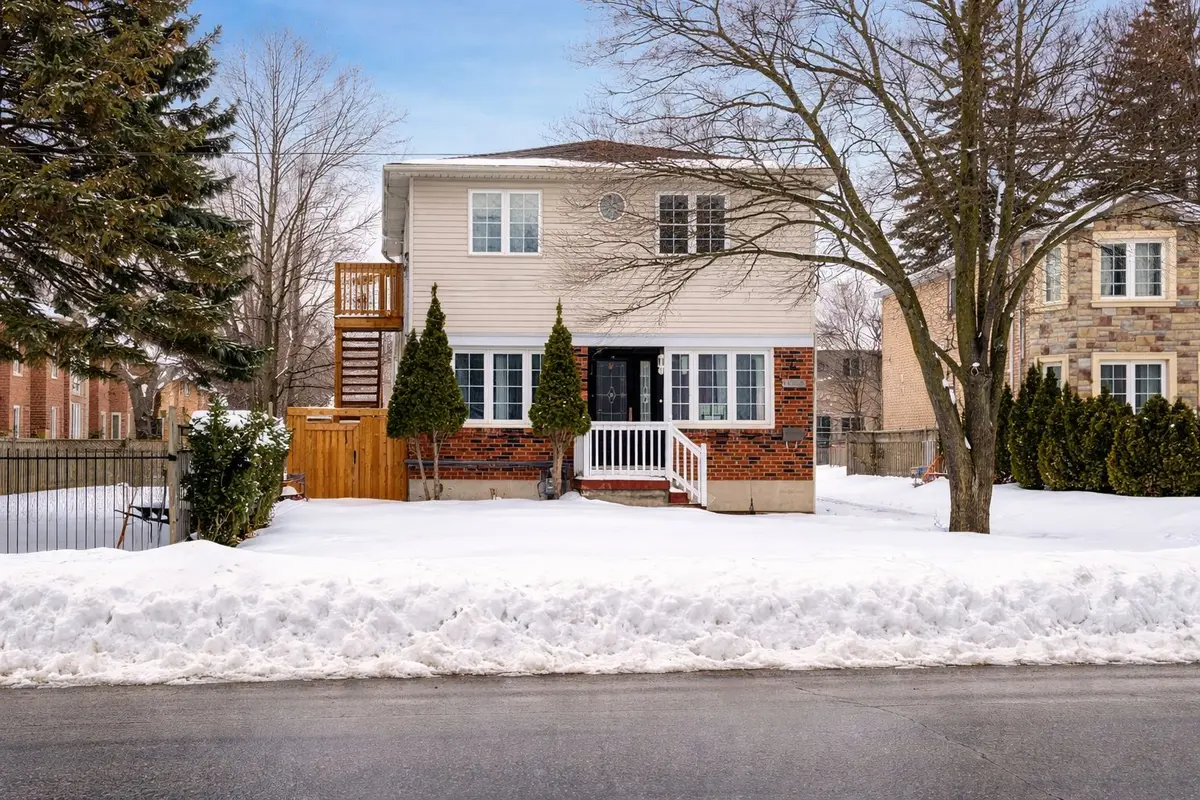 3325 Ellesmere RD, Toronto E10, ON M1C 1H1