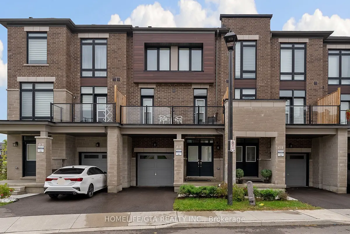 7 Holyrood CRES, Vaughan, ON L4H 5G2
