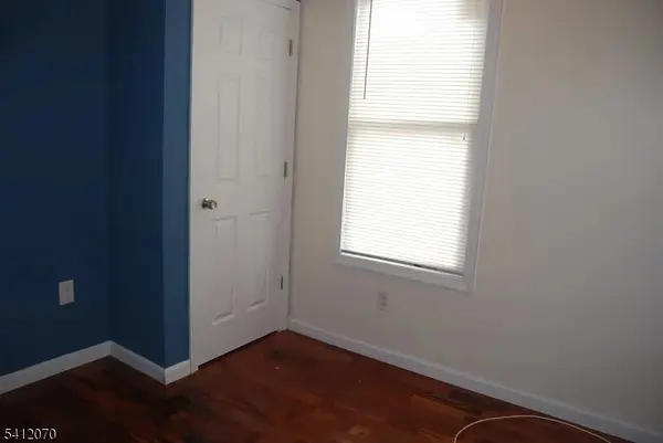 29 Alexander St #3, Newark City, NJ 07106