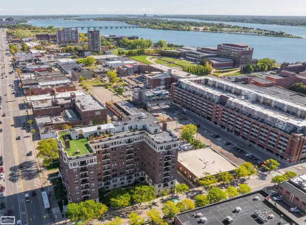 2900 E Jefferson AVE, Detroit, MI 48207