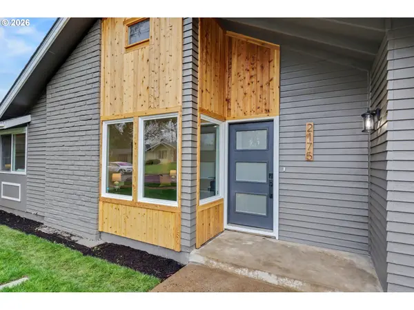 2175 Princeton DR, Eugene, OR 97405