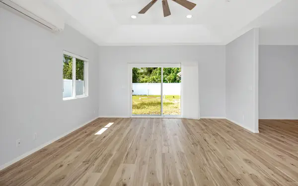 91 KAMALII ST, Hilo, HI 96720