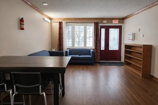 3325 Ellesmere RD, Toronto E10, ON M1C 1H1