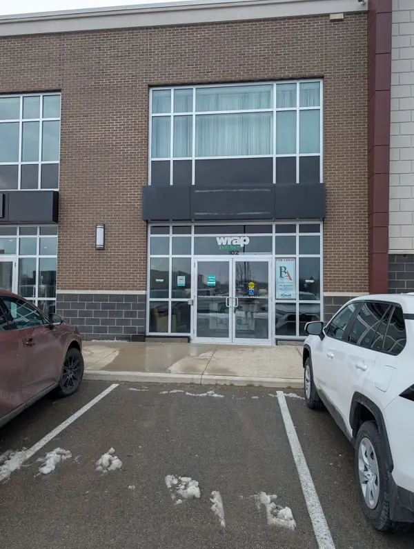 3475 Rebecca ST #102, Oakville, ON L6L 0H3