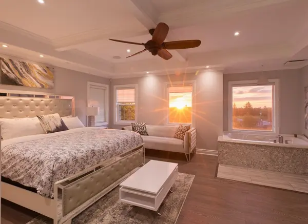 197 Balmy Beach RD, Georgian Bluffs, ON N4K 5N4