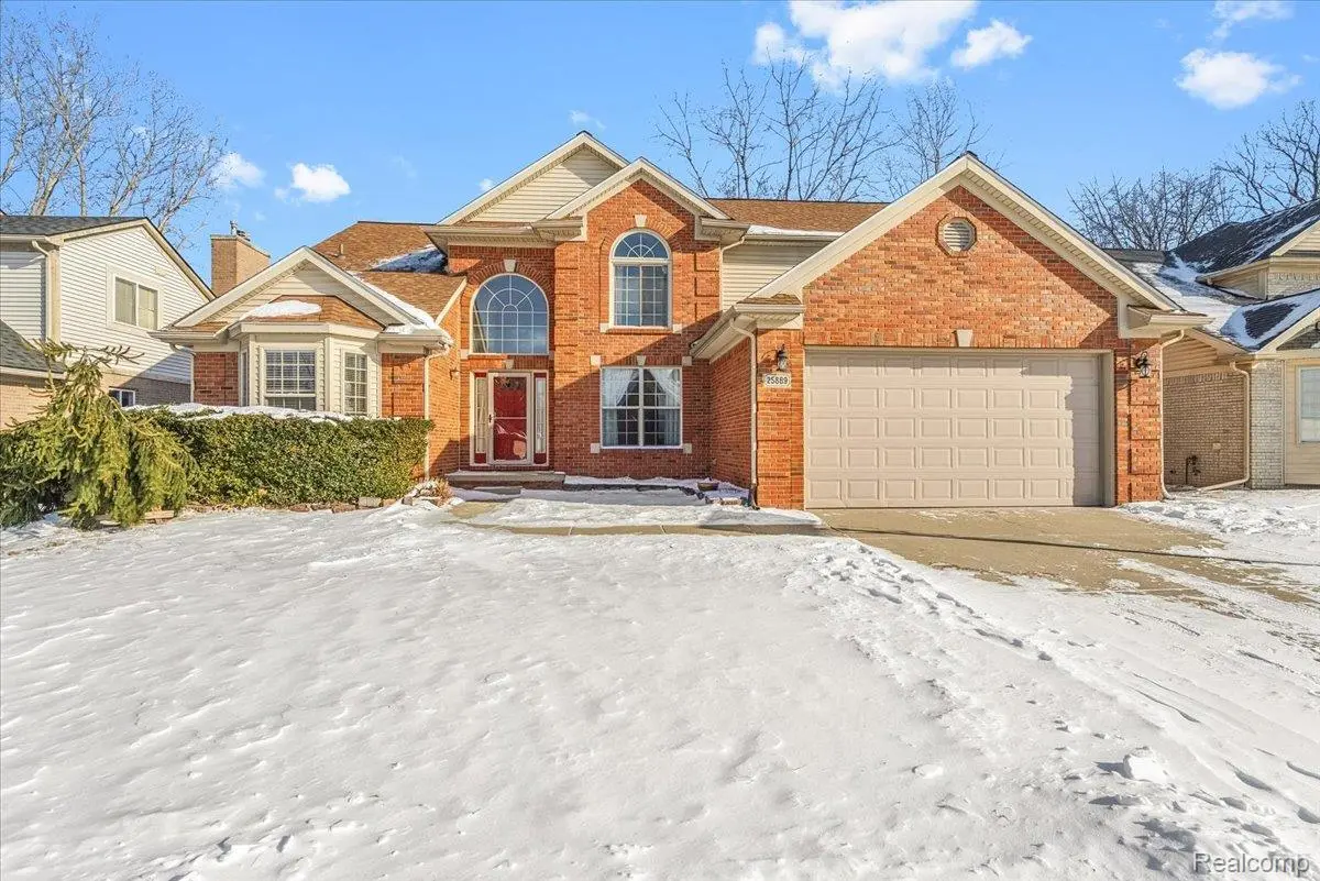 25889 Maple DR, Taylor, MI 48180