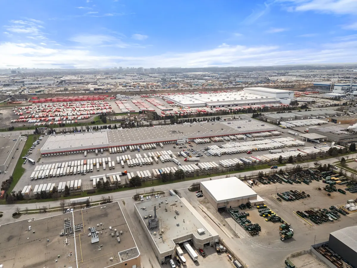 8495 Goreway DR, Brampton, ON L6T 5R8