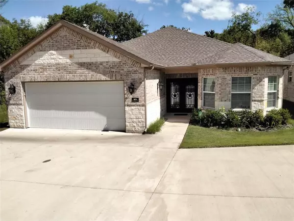 Van Alstyne, TX 75495,901 E Jefferson Street