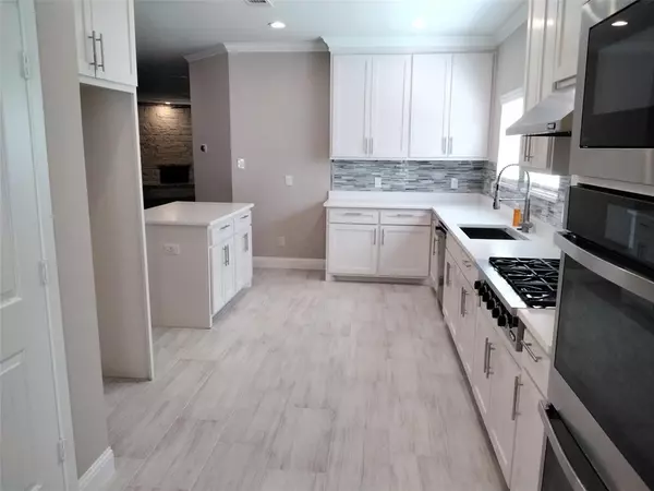 Van Alstyne, TX 75495,901 E Jefferson Street