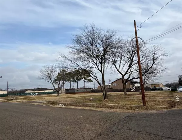 301 W Malloy Bridge Road, Seagoville, TX 75159