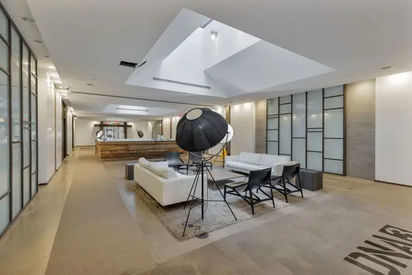 1030 King ST W #613, Toronto C01, ON M6K 3N3