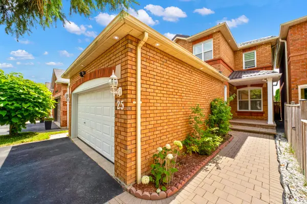 25 Fieldnest CRES, Whitby, ON L1R 1Z5