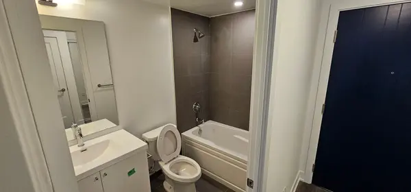 2545 Simcoe ST N #216, Oshawa, ON L1L 0W3