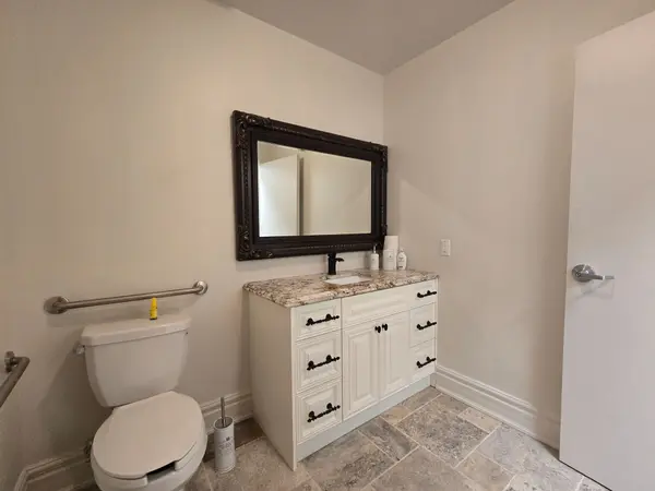 1472 Thornton RD N #A2, Oshawa, ON L1H 7K4