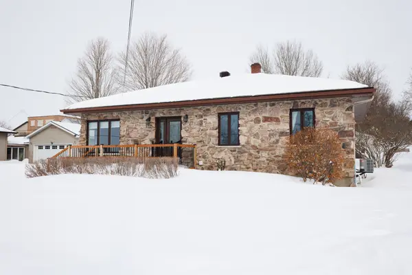 137 Park AVE, North Glengarry, ON K0C 1A0