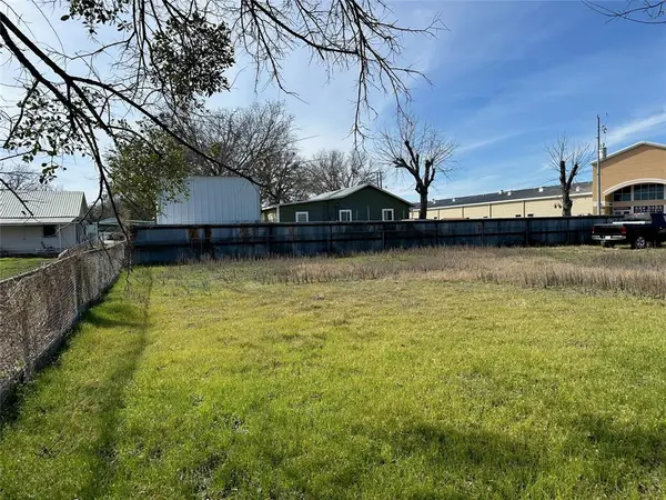 605 W Church Street, San Saba, TX 76877