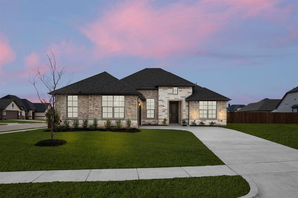 1813 Golden Meadow Court, Cleburne, TX 76033