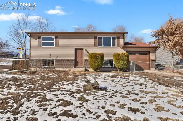 3510 Darkwood PL, Colorado Springs, CO 80910