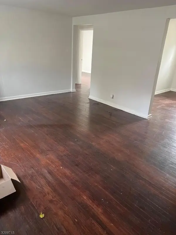 190 Knickerbocker Rd #17, Englewood City, NJ 07631