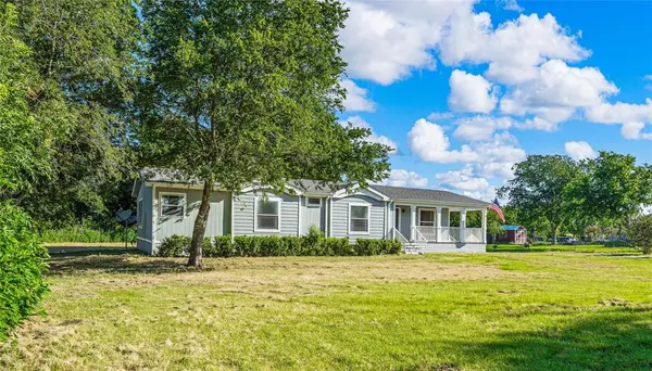 429 Eagle Ridge Road, Mcgregor, TX 76657