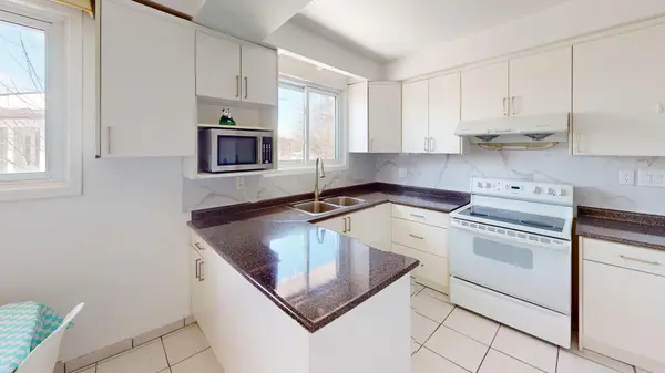 42 Iangrove TER, Toronto E05, ON M1W 2H2