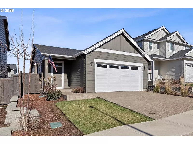 451 NE GREENWAY DR, Estacada, OR 97023