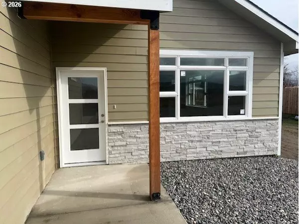 Dallesport, WA 98617,332 Lolly Lane