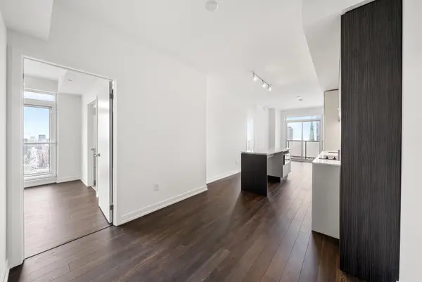 89 Church ST #1907, Toronto C08, ON M5C 2G3