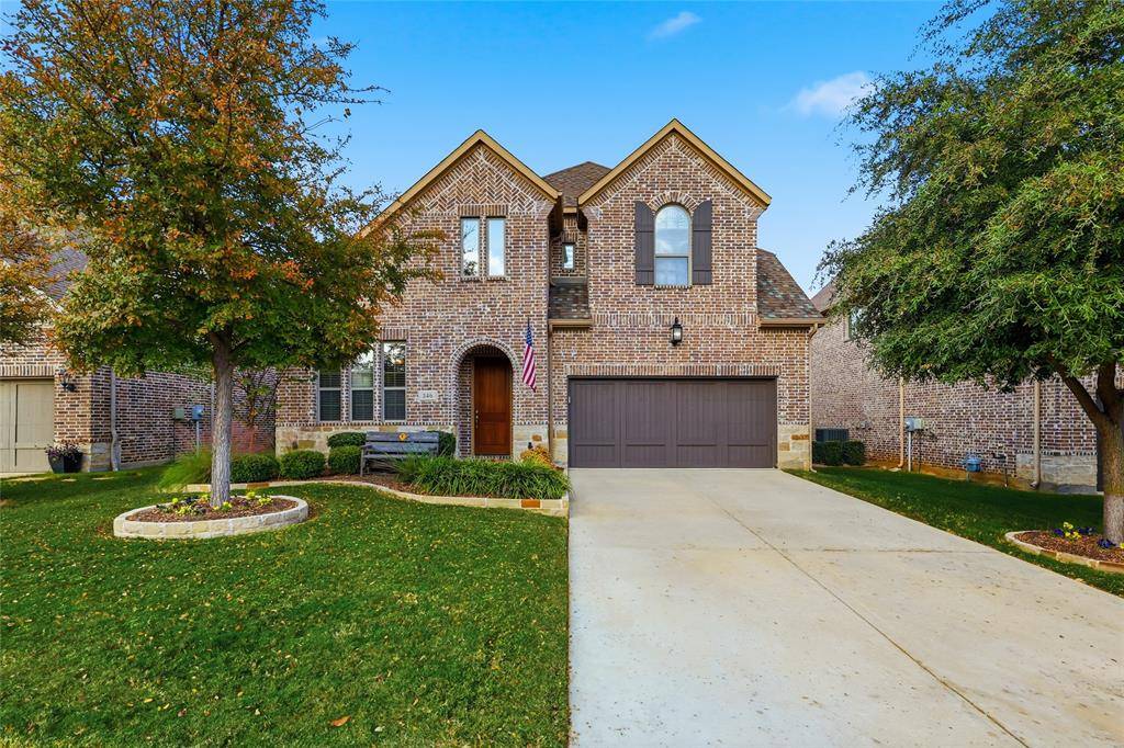 346 Hill Creek Lane, Grapevine, TX 76051