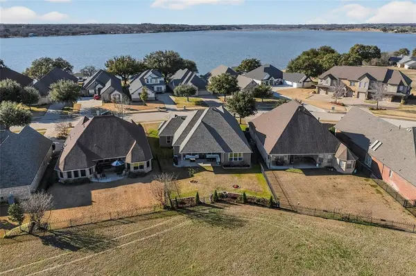 3443 Abes Landing Drive, Granbury, TX 76049