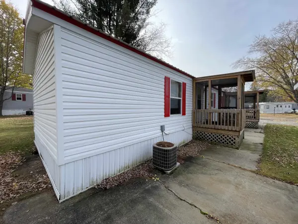 310 Kristy Jo ST, Cadillac, MI 49601