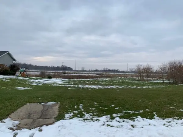 277 Gemstone DR, Alma, MI 48801