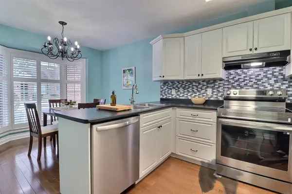 1151 Riverside DR #5, London North, ON N6H 2T7