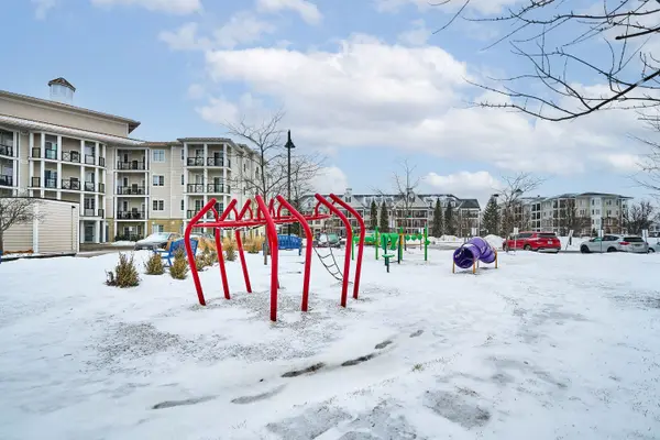 80 Shipway AVE #107, Clarington, ON L1B 0B6