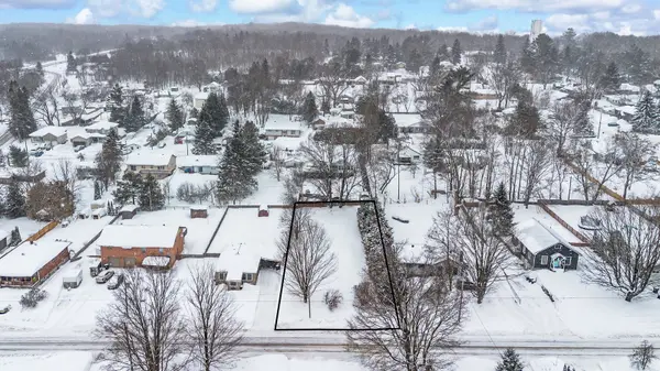 318 Palmer ST, Tay, ON L0K 2C0